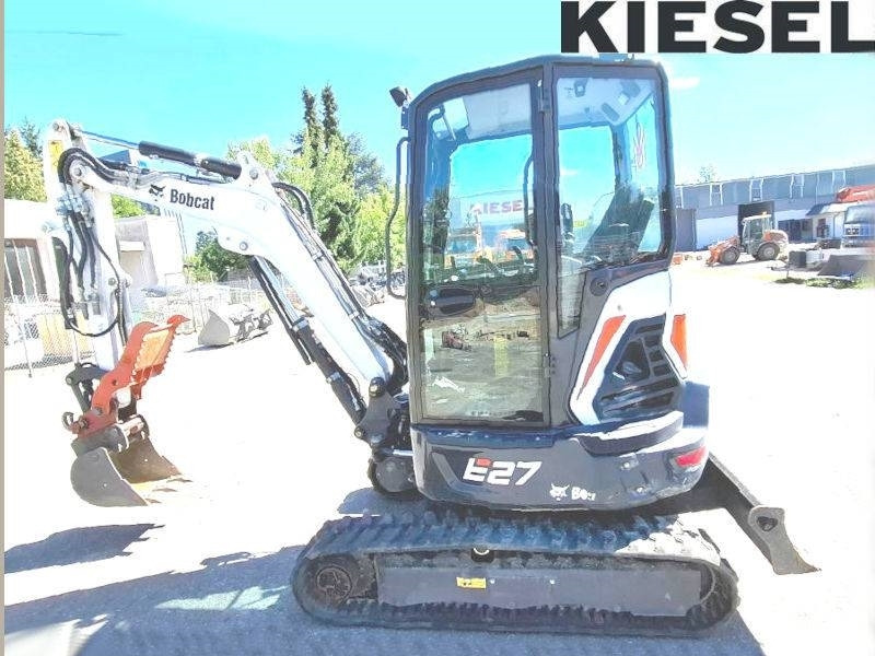 Bobcat E 27 - Mini bager: slika Bobcat E 27 - Mini bager Bobcat E 27 - Mini bager: slika Bobcat E 27 - Mini bager