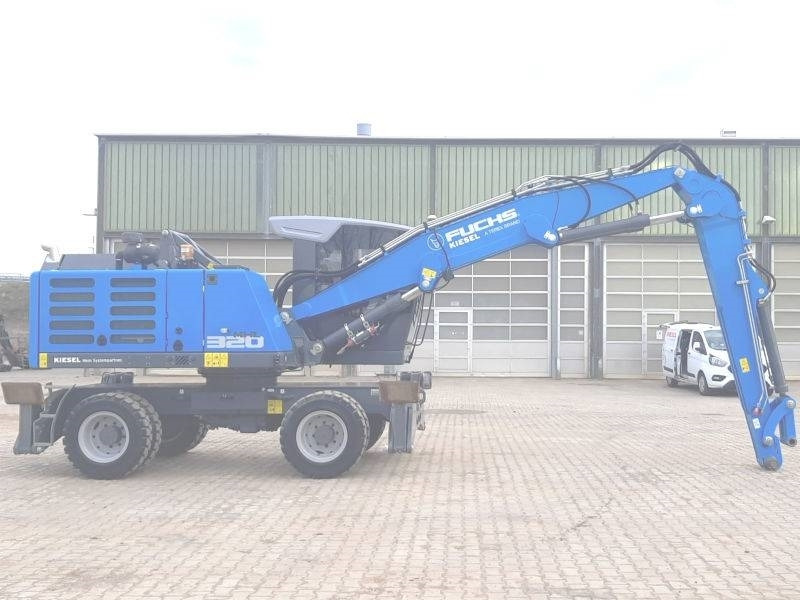 Fuchs MHL 320 F - Stroj za rukovanje otpadom: slika Fuchs MHL 320 F - Stroj za rukovanje otpadom Fuchs MHL 320 F - Stroj za rukovanje otpadom: slika Fuchs MHL 320 F - Stroj za rukovanje otpadom