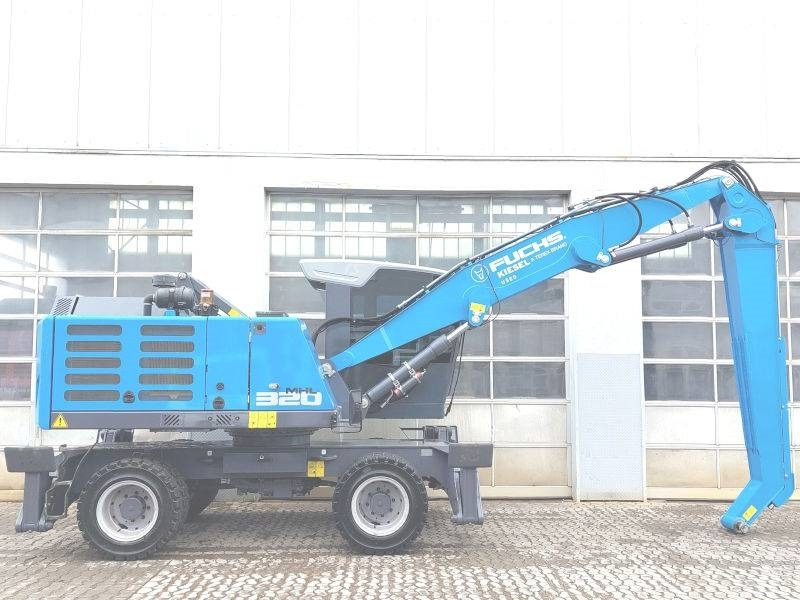 Fuchs MHL 320 F - Stroj za rukovanje otpadom: slika Fuchs MHL 320 F - Stroj za rukovanje otpadom Fuchs MHL 320 F - Stroj za rukovanje otpadom: slika Fuchs MHL 320 F - Stroj za rukovanje otpadom