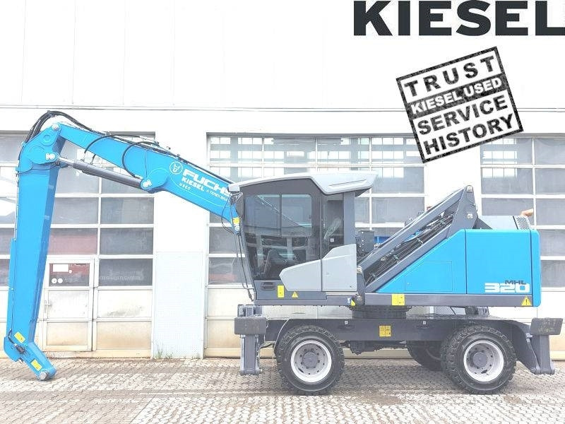 Fuchs MHL 320 F - Stroj za rukovanje otpadom: slika Fuchs MHL 320 F - Stroj za rukovanje otpadom Fuchs MHL 320 F - Stroj za rukovanje otpadom: slika Fuchs MHL 320 F - Stroj za rukovanje otpadom