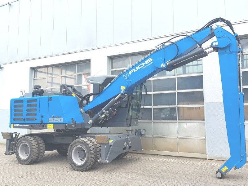 Fuchs MHL 320 F - Stroj za rukovanje otpadom: slika Fuchs MHL 320 F - Stroj za rukovanje otpadom Fuchs MHL 320 F - Stroj za rukovanje otpadom: slika Fuchs MHL 320 F - Stroj za rukovanje otpadom