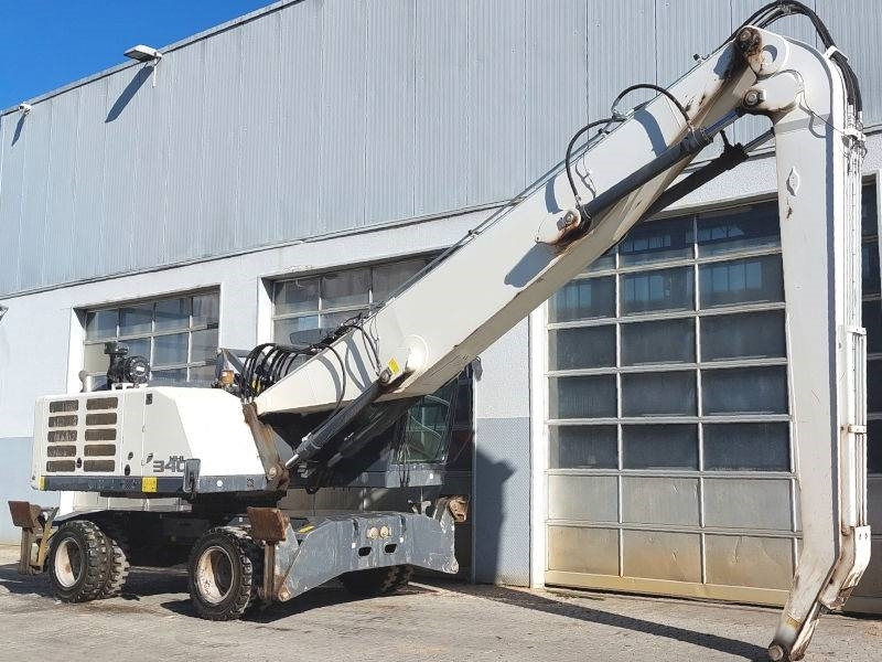 Fuchs MHL 340 F - Stroj za rukovanje otpadom: slika Fuchs MHL 340 F - Stroj za rukovanje otpadom Fuchs MHL 340 F - Stroj za rukovanje otpadom: slika Fuchs MHL 340 F - Stroj za rukovanje otpadom