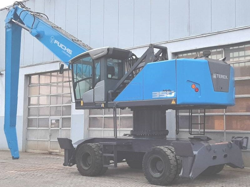 Fuchs MHL 350 F Pylon - Stroj za rukovanje otpadom: slika Fuchs MHL 350 F Pylon - Stroj za rukovanje otpadom Fuchs MHL 350 F Pylon - Stroj za rukovanje otpadom: slika Fuchs MHL 350 F Pylon - Stroj za rukovanje otpadom