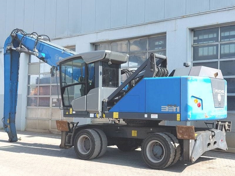 Fuchs MHL 360 F - Stroj za rukovanje otpadom: slika Fuchs MHL 360 F - Stroj za rukovanje otpadom Fuchs MHL 360 F - Stroj za rukovanje otpadom: slika Fuchs MHL 360 F - Stroj za rukovanje otpadom