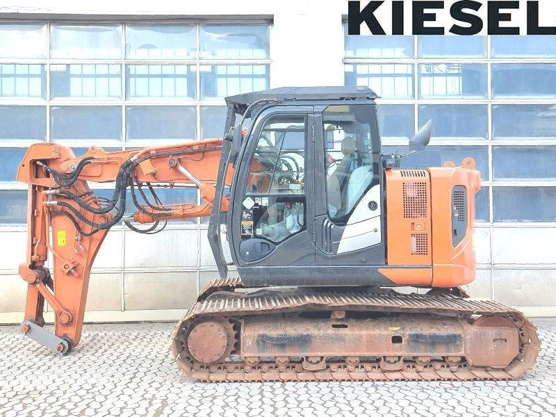 Bager gusjeničar Hitachi ZX 135 US-6 Short reach front tunnel excavator: slika Bager gusjeničar Hitachi ZX 135 US-6 Short reach front tunnel excavator