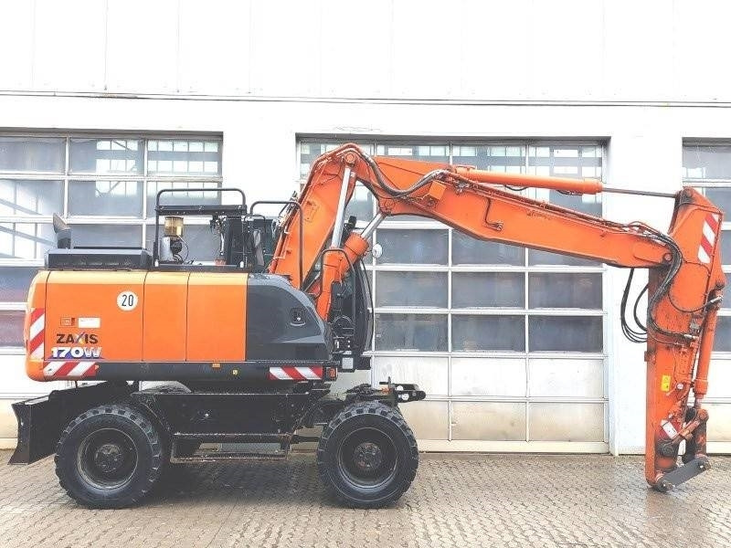 Hitachi ZX 170 W-6 - Bager na kotačima: slika Hitachi ZX 170 W-6 - Bager na kotačima Hitachi ZX 170 W-6 - Bager na kotačima: slika Hitachi ZX 170 W-6 - Bager na kotačima
