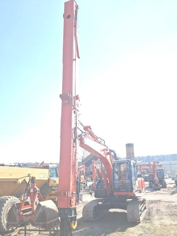 Hitachi ZX 210 LC-6 Teledipper - Bager gusjeničar: slika Hitachi ZX 210 LC-6 Teledipper - Bager gusjeničar Hitachi ZX 210 LC-6 Teledipper - Bager gusjeničar: slika Hitachi ZX 210 LC-6 Teledipper - Bager gusjeničar