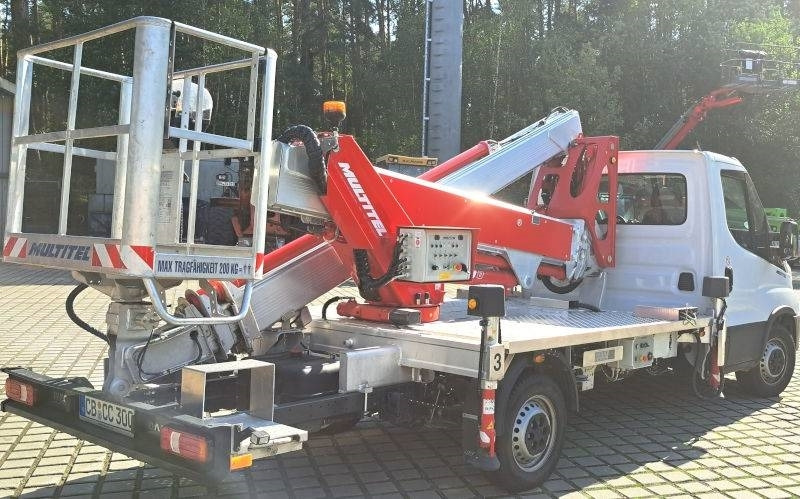 Podizna platforma montirana na kamion Iveco Multitel MX210 Arbeitsbühne: slika Podizna platforma montirana na kamion Iveco Multitel MX210 Arbeitsbühne