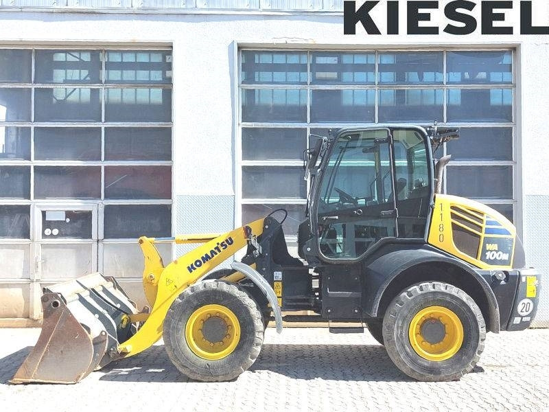 Komatsu WA 100 M-7 - Mini utovarivač: slika Komatsu WA 100 M-7 - Mini utovarivač Komatsu WA 100 M-7 - Mini utovarivač: slika Komatsu WA 100 M-7 - Mini utovarivač