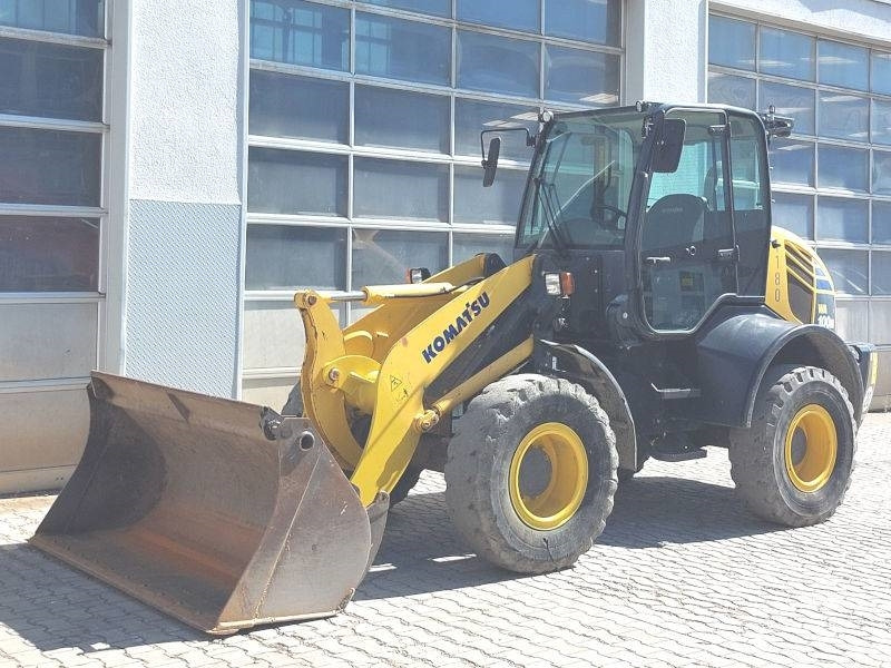 Komatsu WA 100 M-7 - Mini utovarivač: slika Komatsu WA 100 M-7 - Mini utovarivač Komatsu WA 100 M-7 - Mini utovarivač: slika Komatsu WA 100 M-7 - Mini utovarivač