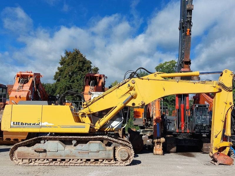 Liebherr R 944 VH - Bager za rušenje: slika Liebherr R 944 VH - Bager za rušenje Liebherr R 944 VH - Bager za rušenje: slika Liebherr R 944 VH - Bager za rušenje