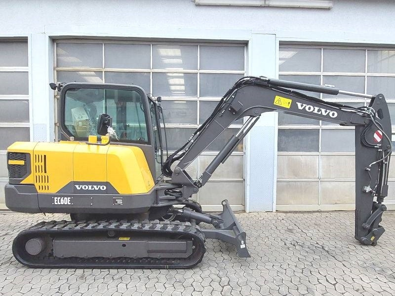 Volvo EC 60 E - Mini bager: slika Volvo EC 60 E - Mini bager Volvo EC 60 E - Mini bager: slika Volvo EC 60 E - Mini bager