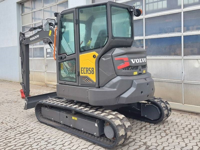 Volvo ECR 58 F - Mini bager: slika Volvo ECR 58 F - Mini bager Volvo ECR 58 F - Mini bager: slika Volvo ECR 58 F - Mini bager