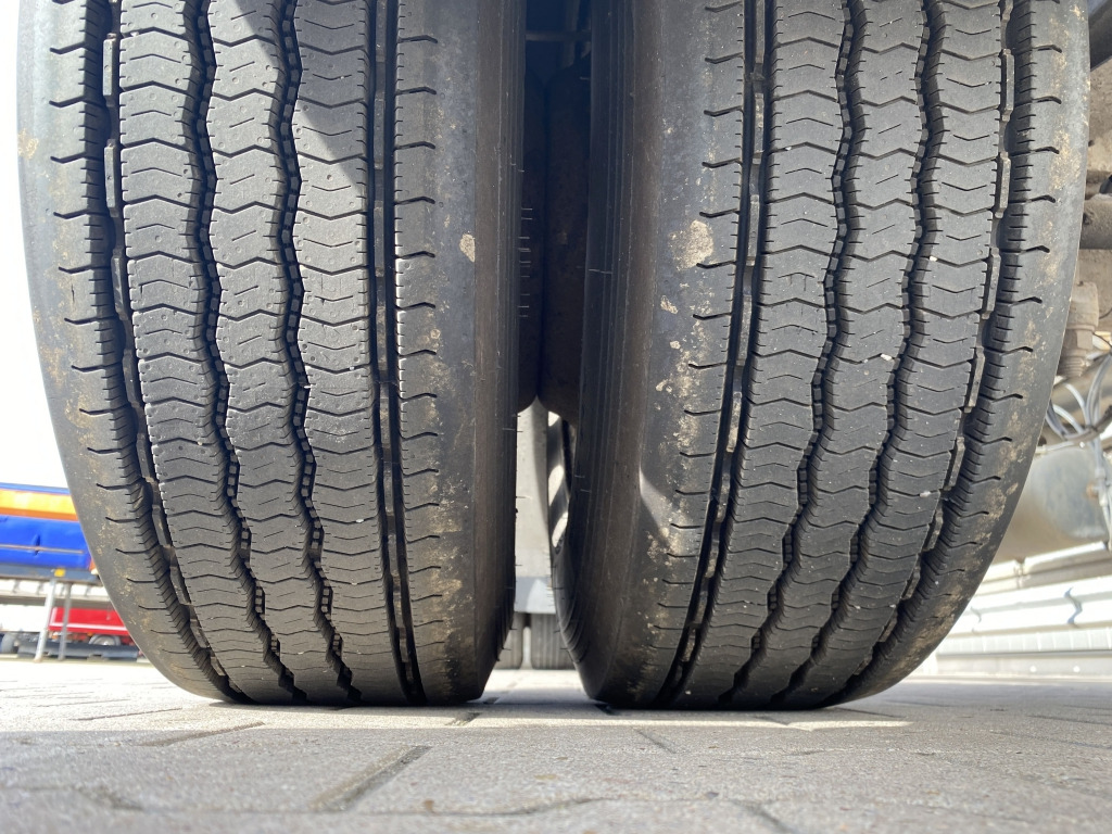 Abroll/ Samopodizač prikolica Hüffermann HAR 18.70 Außenrollenanhänger: slika Abroll/ Samopodizač prikolica Hüffermann HAR 18.70 Außenrollenanhänger