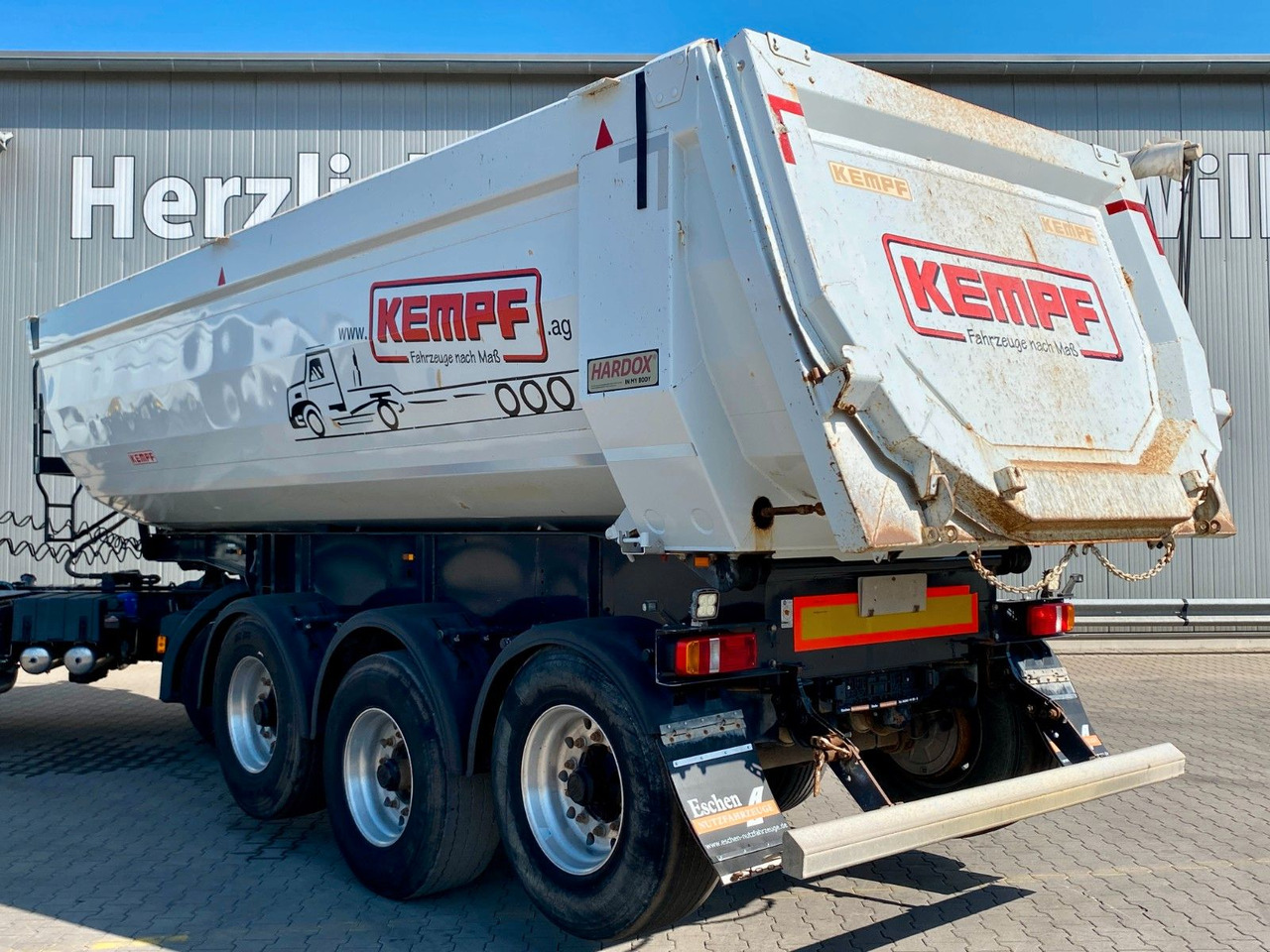 Kempf SKM 35/3 | Stahl 27m³*1+3.Achse liftbar*BPW*EBS - Kiper poluprikolica: slika Kempf SKM 35/3 | Stahl 27m³*1+3.Achse liftbar*BPW*EBS - Kiper poluprikolica Kempf SKM 35/3 | Stahl 27m³*1+3.Achse liftbar*BPW*EBS - Kiper poluprikolica: slika Kempf SKM 35/3 | Stahl 27m³*1+3.Achse liftbar*BPW*EBS - Kiper poluprikolica