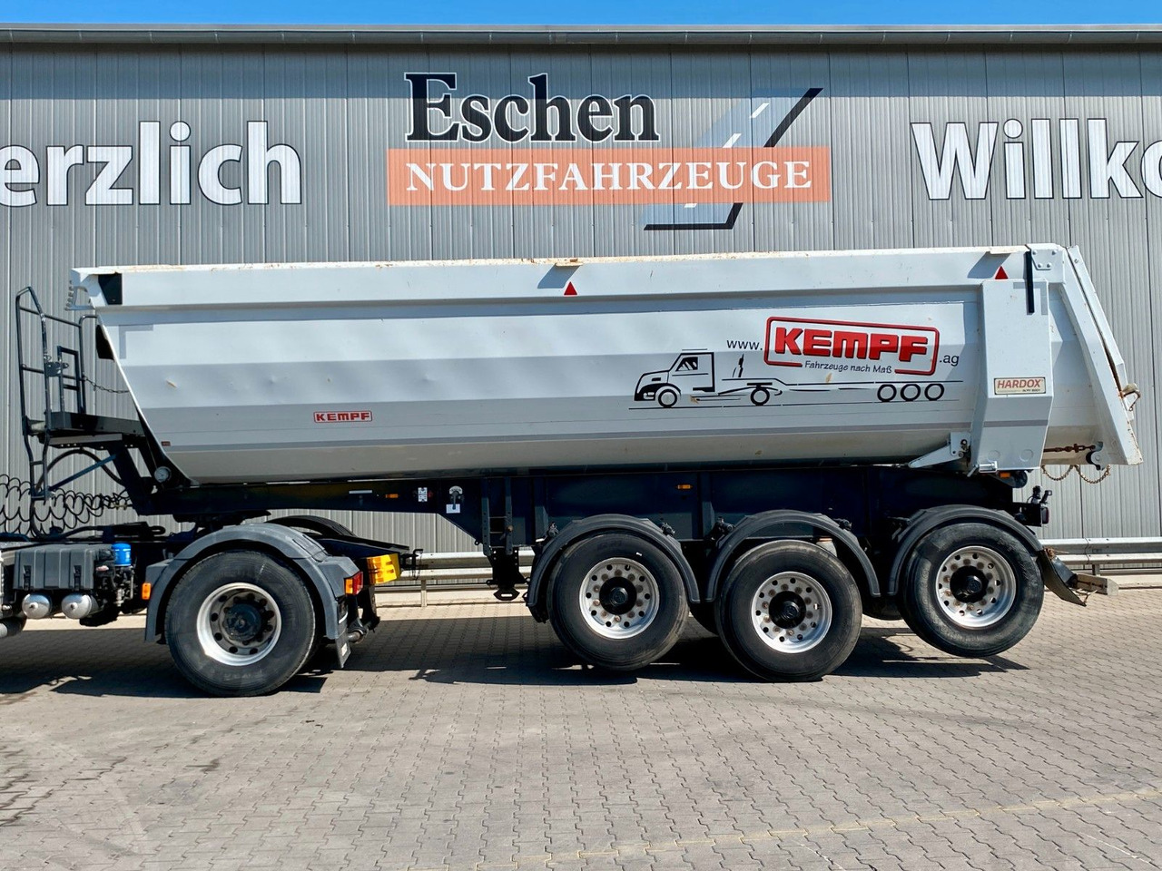 Kempf SKM 35/3 | Stahl 27m³*1+3.Achse liftbar*BPW*EBS - Kiper poluprikolica: slika Kempf SKM 35/3 | Stahl 27m³*1+3.Achse liftbar*BPW*EBS - Kiper poluprikolica Kempf SKM 35/3 | Stahl 27m³*1+3.Achse liftbar*BPW*EBS - Kiper poluprikolica: slika Kempf SKM 35/3 | Stahl 27m³*1+3.Achse liftbar*BPW*EBS - Kiper poluprikolica