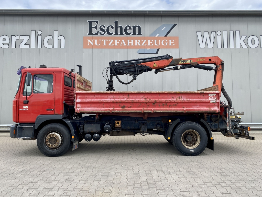 MAN 18.285 MC / Palfinger PK 9501 - Kiper, Kamion s kranom: slika MAN 18.285 MC / Palfinger PK 9501 - Kiper, Kamion s kranom MAN 18.285 MC / Palfinger PK 9501 - Kiper, Kamion s kranom: slika MAN 18.285 MC / Palfinger PK 9501 - Kiper, Kamion s kranom