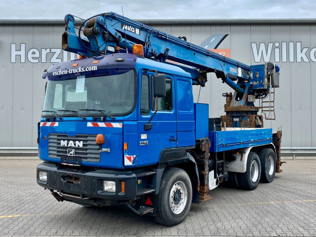 MAN 27.464 6x4 | MKG HMK 350a 2L*FUNK*Retarder*AHK MAN 27.464 6x4 | MKG HMK 350a 2L*FUNK*Retarder*AHK - Kamion s kranom: slika MAN 27.464 6x4 | MKG HMK 350a 2L*FUNK*Retarder*AHK MAN 27.464 6x4 | MKG HMK 350a 2L*FUNK*Retarder*AHK - Kamion s kranom MAN 27.464 6x4 | MKG HMK 350a 2L*FUNK*Retarder*AHK MAN 27.464 6x4 | MKG HMK 350a 2L*FUNK*Retarder*AHK - Kamion s kranom: slika MAN 27.464 6x4 | MKG HMK 350a 2L*FUNK*Retarder*AHK MAN 27.464 6x4 | MKG HMK 350a 2L*FUNK*Retarder*AHK - Kamion s kranom