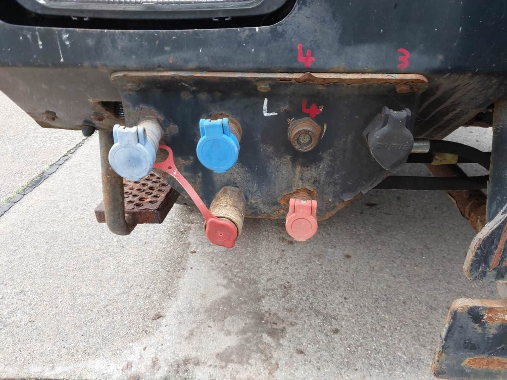 MAN LE 8.220 4x4 / Kran - Kiper, Kamion s kranom: slika MAN LE 8.220 4x4 / Kran - Kiper, Kamion s kranom MAN LE 8.220 4x4 / Kran - Kiper, Kamion s kranom: slika MAN LE 8.220 4x4 / Kran - Kiper, Kamion s kranom