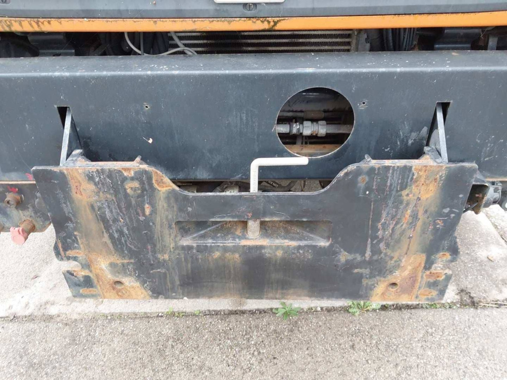 MAN LE 8.220 4x4 / Kran - Kiper, Kamion s kranom: slika MAN LE 8.220 4x4 / Kran - Kiper, Kamion s kranom MAN LE 8.220 4x4 / Kran - Kiper, Kamion s kranom: slika MAN LE 8.220 4x4 / Kran - Kiper, Kamion s kranom