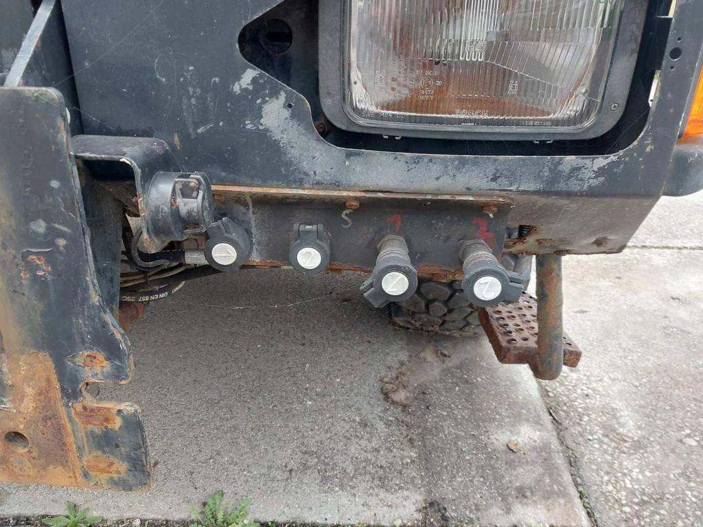 MAN LE 8.220 4x4 / Kran - Kiper, Kamion s kranom: slika MAN LE 8.220 4x4 / Kran - Kiper, Kamion s kranom MAN LE 8.220 4x4 / Kran - Kiper, Kamion s kranom: slika MAN LE 8.220 4x4 / Kran - Kiper, Kamion s kranom