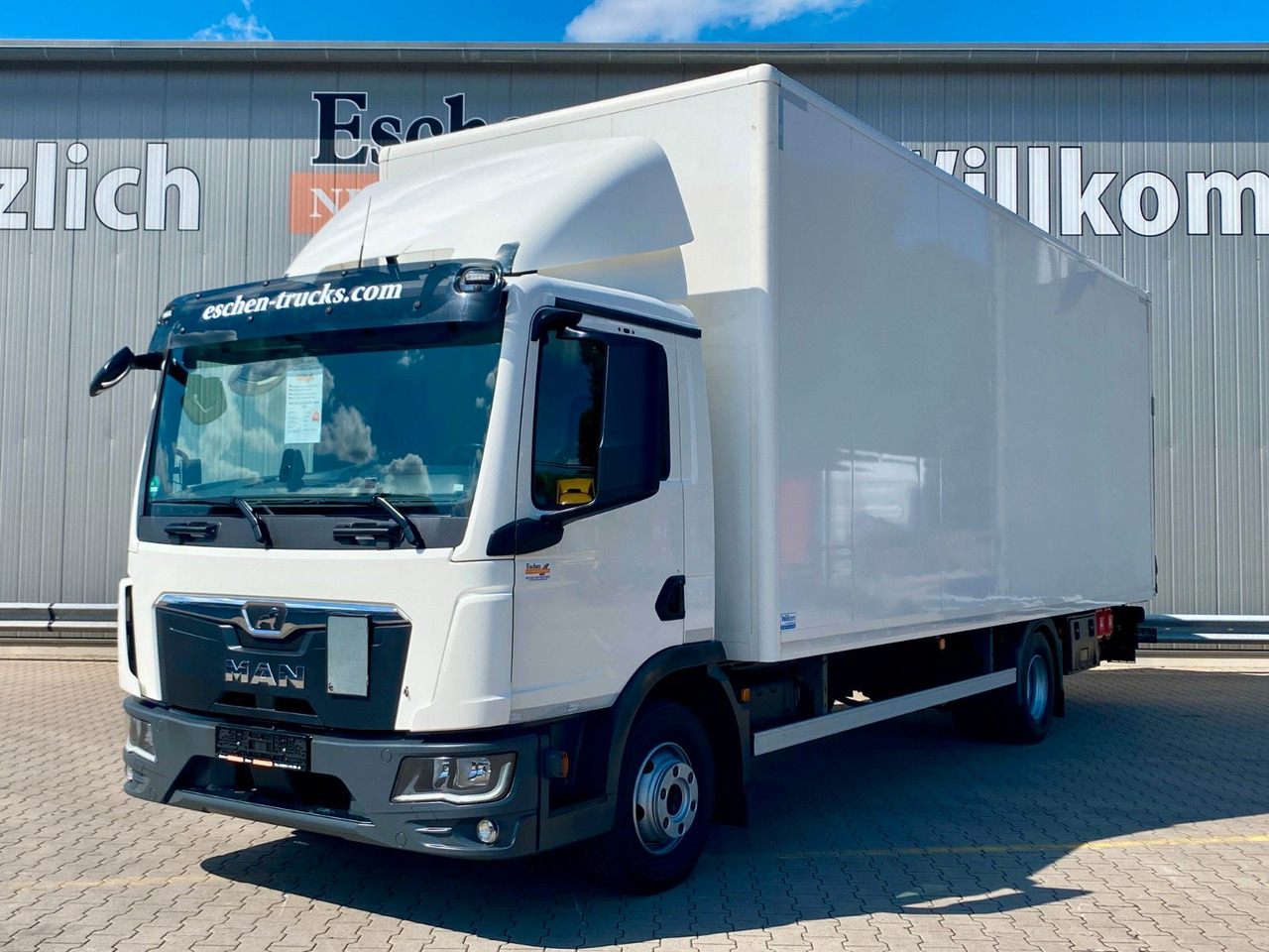 MAN TGL 12.220 Automatik*LBW*HU+BremseNEU*Navi*Kamer - Kamion sandučar: slika MAN TGL 12.220 Automatik*LBW*HU+BremseNEU*Navi*Kamer - Kamion sandučar MAN TGL 12.220 Automatik*LBW*HU+BremseNEU*Navi*Kamer - Kamion sandučar: slika MAN TGL 12.220 Automatik*LBW*HU+BremseNEU*Navi*Kamer - Kamion sandučar