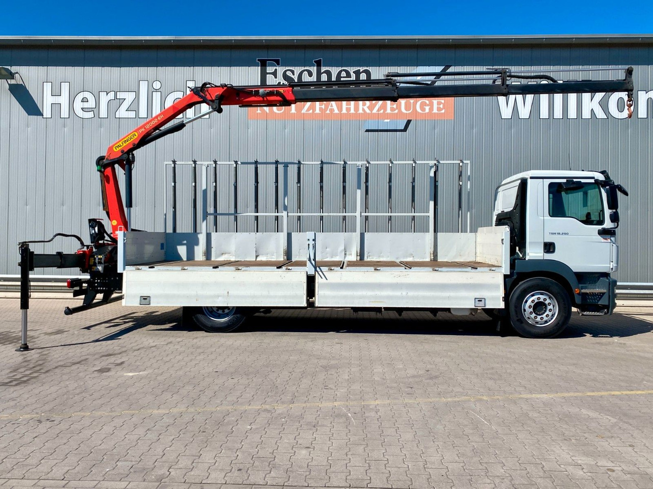 MAN TGM 18.290| Glas/HEGLA*PK12002*Funk*3x Sitze*AHK - Kamion s otvorenim sandukom, Kamion s kranom: slika MAN TGM 18.290| Glas/HEGLA*PK12002*Funk*3x Sitze*AHK - Kamion s otvorenim sandukom, Kamion s kranom MAN TGM 18.290| Glas/HEGLA*PK12002*Funk*3x Sitze*AHK - Kamion s otvorenim sandukom, Kamion s kranom: slika MAN TGM 18.290| Glas/HEGLA*PK12002*Funk*3x Sitze*AHK - Kamion s otvorenim sandukom, Kamion s kranom