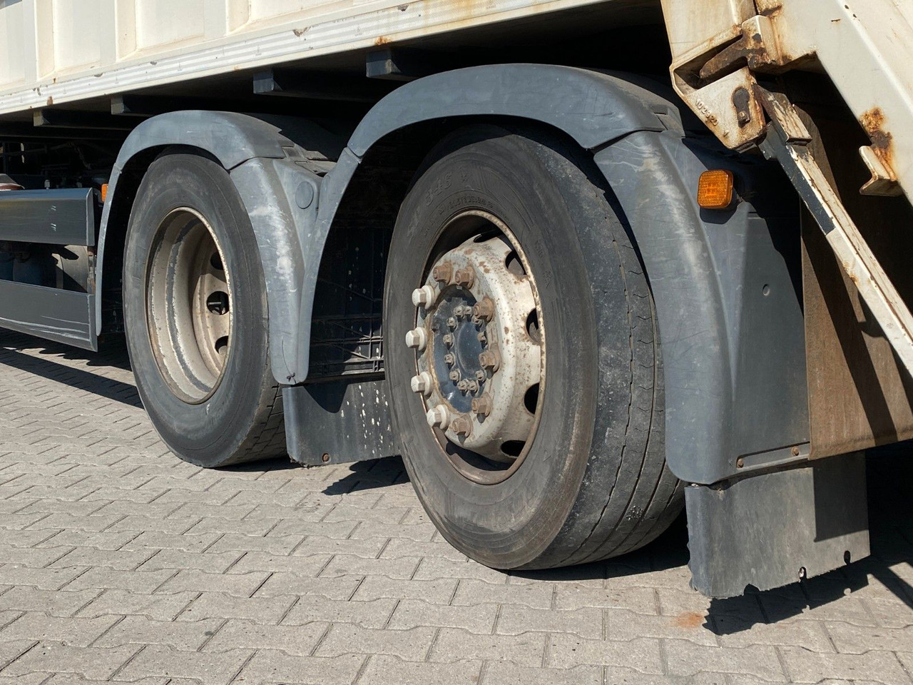 MAN TGS 26.320 6x2-4 | Zöller Medium X2EC24*3x Sitze - Kamion za odvoz smeća: slika MAN TGS 26.320 6x2-4 | Zöller Medium X2EC24*3x Sitze - Kamion za odvoz smeća MAN TGS 26.320 6x2-4 | Zöller Medium X2EC24*3x Sitze - Kamion za odvoz smeća: slika MAN TGS 26.320 6x2-4 | Zöller Medium X2EC24*3x Sitze - Kamion za odvoz smeća