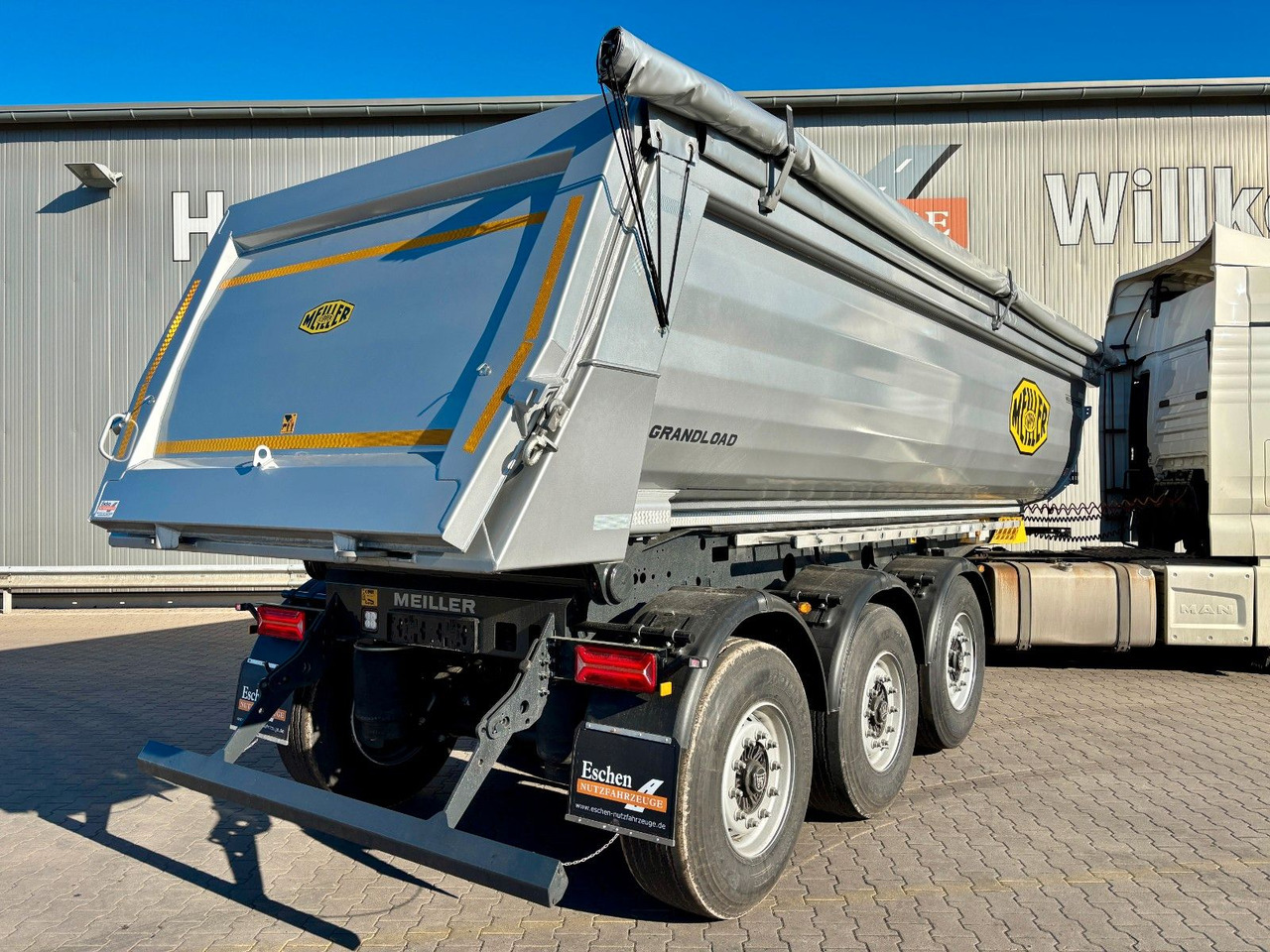 Meiller MHPS 44.3-N | NEW*Grandload*Stahl 25m³*Luft-Lift - Kiper poluprikolica: slika Meiller MHPS 44.3-N | NEW*Grandload*Stahl 25m³*Luft-Lift - Kiper poluprikolica Meiller MHPS 44.3-N | NEW*Grandload*Stahl 25m³*Luft-Lift - Kiper poluprikolica: slika Meiller MHPS 44.3-N | NEW*Grandload*Stahl 25m³*Luft-Lift - Kiper poluprikolica