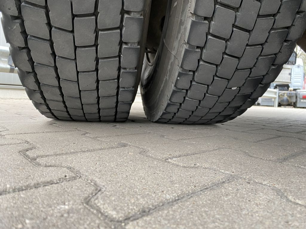 Mercedes-Benz 1820 SK | Speier A3*2x Kammern*13.700ltr*Navi - Kamion cisterna: slika Mercedes-Benz 1820 SK | Speier A3*2x Kammern*13.700ltr*Navi - Kamion cisterna Mercedes-Benz 1820 SK | Speier A3*2x Kammern*13.700ltr*Navi - Kamion cisterna: slika Mercedes-Benz 1820 SK | Speier A3*2x Kammern*13.700ltr*Navi - Kamion cisterna