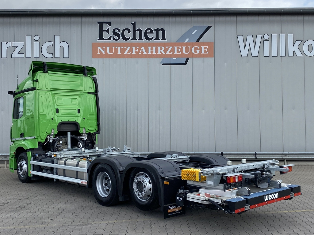 Mercedes-Benz 2542 LL 6x2 Actros 5 / BÄR-LBW - Transporter kontejnera/ Kamion s izmjenjivim sanducima: slika Mercedes-Benz 2542 LL 6x2 Actros 5 / BÄR-LBW - Transporter kontejnera/ Kamion s izmjenjivim sanducima Mercedes-Benz 2542 LL 6x2 Actros 5 / BÄR-LBW - Transporter kontejnera/ Kamion s izmjenjivim sanducima: slika Mercedes-Benz 2542 LL 6x2 Actros 5 / BÄR-LBW - Transporter kontejnera/ Kamion s izmjenjivim sanducima
