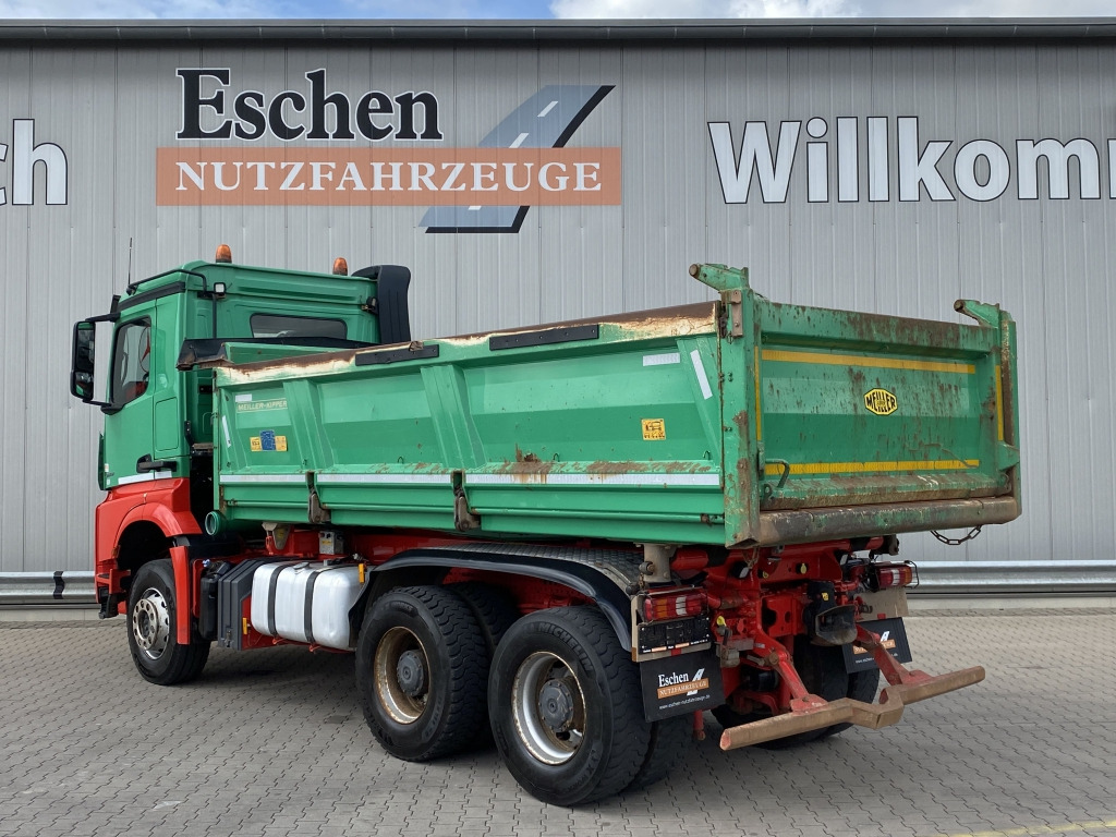 Mercedes-Benz 2652 K Arocs 6x4 - Kiper: slika Mercedes-Benz 2652 K Arocs 6x4 - Kiper Mercedes-Benz 2652 K Arocs 6x4 - Kiper: slika Mercedes-Benz 2652 K Arocs 6x4 - Kiper