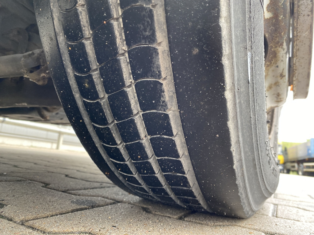 Zakup Mercedes-Benz 816 L Mercedes-Benz 816 L: slika Zakup Mercedes-Benz 816 L Mercedes-Benz 816 L