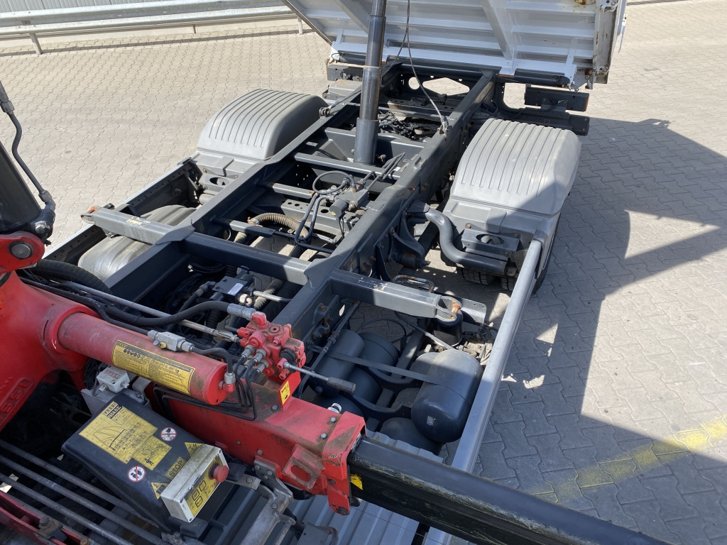 Kiper, Kamion s kranom Mercedes-Benz 818 K Atego / Fassi F65 A Kran: slika Kiper, Kamion s kranom Mercedes-Benz 818 K Atego / Fassi F65 A Kran