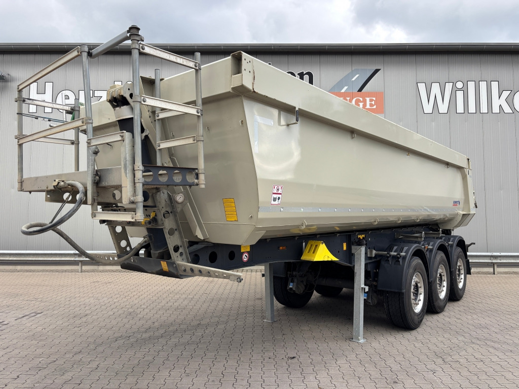 Schmitz SCB S3D / Stahl-Halbschalenmulde - Kiper poluprikolica: slika Schmitz SCB S3D / Stahl-Halbschalenmulde - Kiper poluprikolica Schmitz SCB S3D / Stahl-Halbschalenmulde - Kiper poluprikolica: slika Schmitz SCB S3D / Stahl-Halbschalenmulde - Kiper poluprikolica