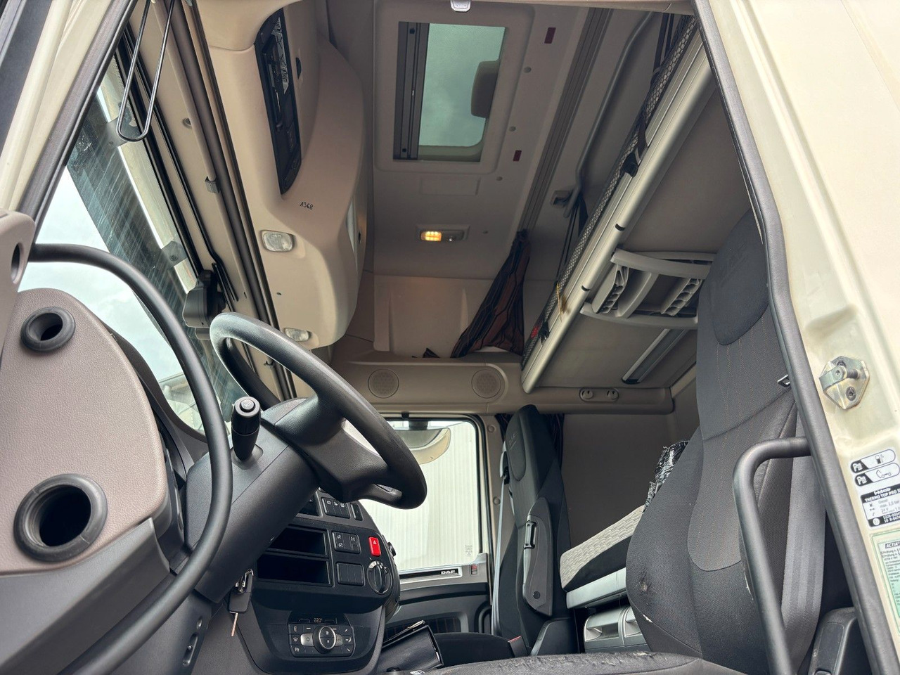DAF XF480 FT I SSC*SkyLights*Retarder*2x Tank*MY2021 - Tegljač: slika DAF XF480 FT I SSC*SkyLights*Retarder*2x Tank*MY2021 - Tegljač DAF XF480 FT I SSC*SkyLights*Retarder*2x Tank*MY2021 - Tegljač: slika DAF XF480 FT I SSC*SkyLights*Retarder*2x Tank*MY2021 - Tegljač