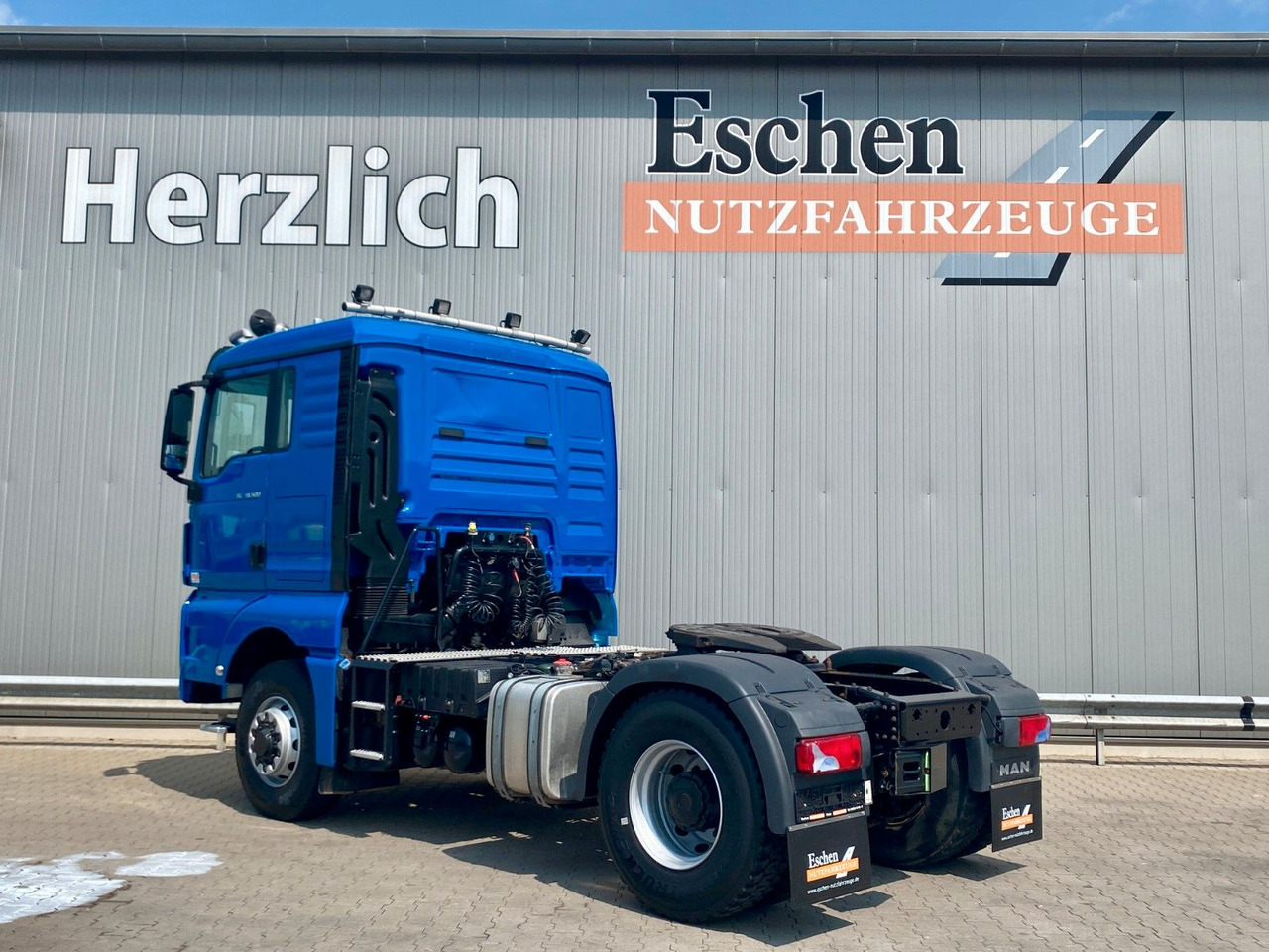 MAN TGX 18.500 4x4 HYDRO| 2x Hydraulik*Retarder*Navi - Tegljač: slika MAN TGX 18.500 4x4 HYDRO| 2x Hydraulik*Retarder*Navi - Tegljač MAN TGX 18.500 4x4 HYDRO| 2x Hydraulik*Retarder*Navi - Tegljač: slika MAN TGX 18.500 4x4 HYDRO| 2x Hydraulik*Retarder*Navi - Tegljač