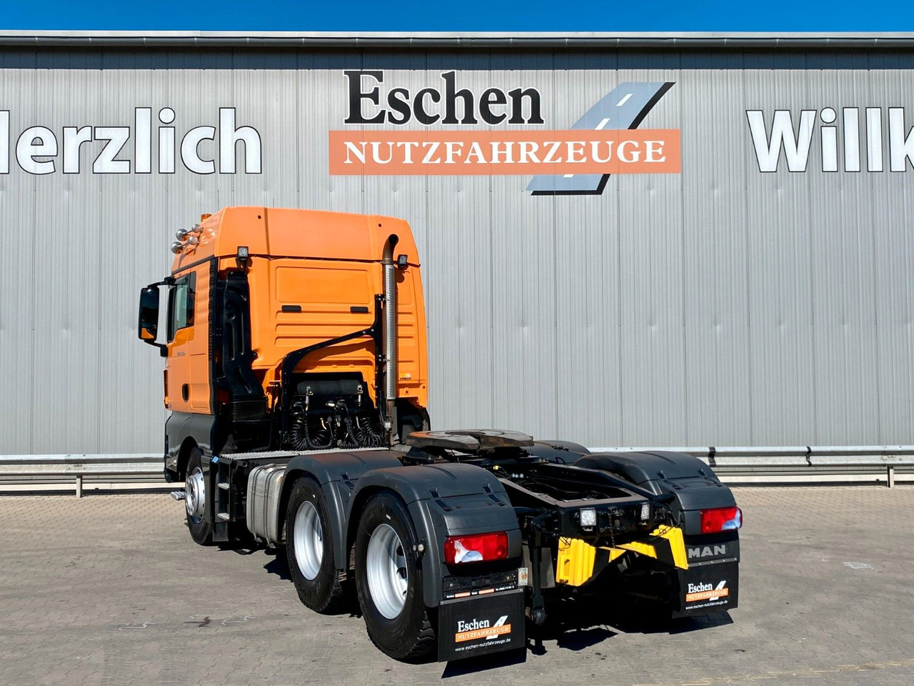 MAN TGX 33.580 6x4 BLS | D38*XLX*Navi*Retarder*ACC - Tegljač: slika MAN TGX 33.580 6x4 BLS | D38*XLX*Navi*Retarder*ACC - Tegljač MAN TGX 33.580 6x4 BLS | D38*XLX*Navi*Retarder*ACC - Tegljač: slika MAN TGX 33.580 6x4 BLS | D38*XLX*Navi*Retarder*ACC - Tegljač