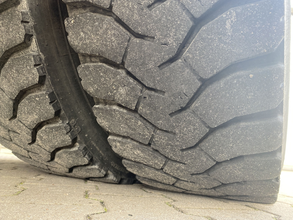 Volvo FM 340 6x2 / HIAB 144 E-3 DUO Faltkran - Kiper, Kamion s kranom: slika Volvo FM 340 6x2 / HIAB 144 E-3 DUO Faltkran - Kiper, Kamion s kranom Volvo FM 340 6x2 / HIAB 144 E-3 DUO Faltkran - Kiper, Kamion s kranom: slika Volvo FM 340 6x2 / HIAB 144 E-3 DUO Faltkran - Kiper, Kamion s kranom