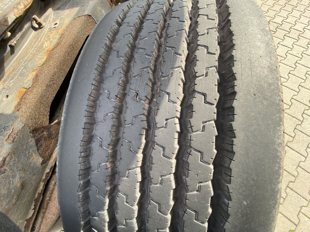 Poluprikolica plato/ Otvoreni sanduk Wellmeyer: slika Poluprikolica plato/ Otvoreni sanduk Wellmeyer