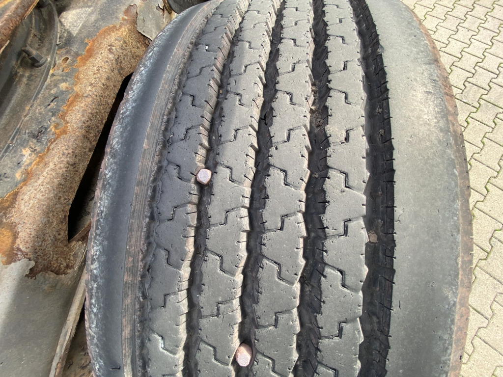 Poluprikolica plato/ Otvoreni sanduk Wellmeyer: slika Poluprikolica plato/ Otvoreni sanduk Wellmeyer