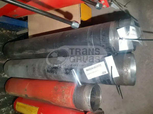 Grúa PM 23 solo para recambios - Kamionska dizalica za Kamion: slika Grúa PM 23 solo para recambios - Kamionska dizalica za Kamion Grúa PM 23 solo para recambios - Kamionska dizalica za Kamion: slika Grúa PM 23 solo para recambios - Kamionska dizalica za Kamion