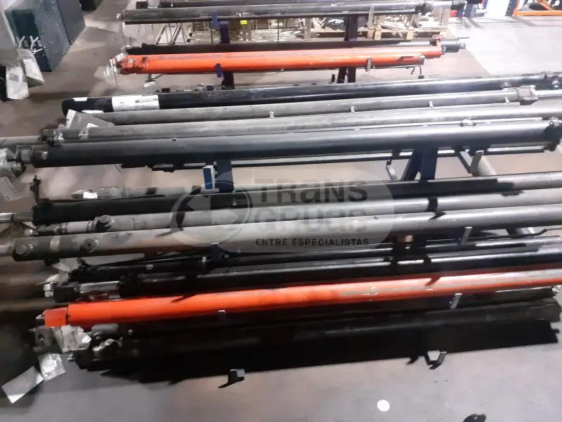 Grúa PM 23 solo para recambios - Kamionska dizalica za Kamion: slika Grúa PM 23 solo para recambios - Kamionska dizalica za Kamion Grúa PM 23 solo para recambios - Kamionska dizalica za Kamion: slika Grúa PM 23 solo para recambios - Kamionska dizalica za Kamion