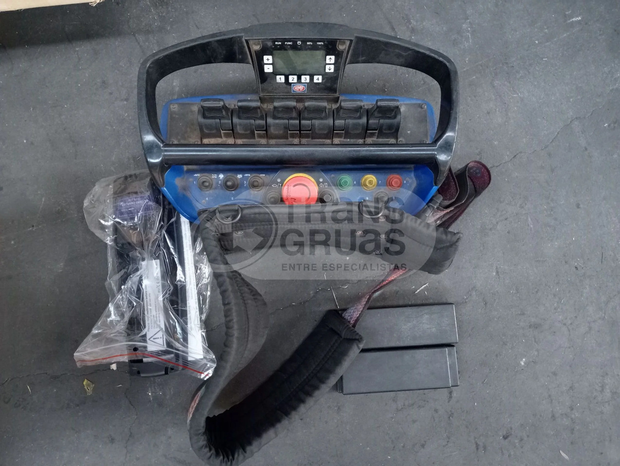 Grúa hidráulica HMF 2120 K4 - Kamionska dizalica: slika Grúa hidráulica HMF 2120 K4 - Kamionska dizalica Grúa hidráulica HMF 2120 K4 - Kamionska dizalica: slika Grúa hidráulica HMF 2120 K4 - Kamionska dizalica