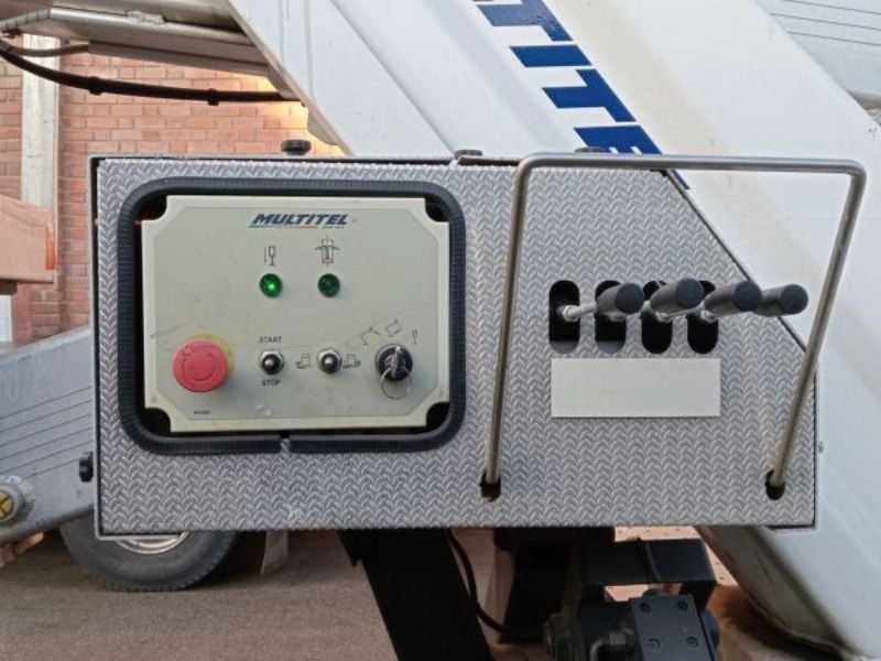 MULTITEL NISSAN NT 400 + HX 195 - Podizna platforma montirana na kamion: slika MULTITEL NISSAN NT 400 + HX 195 - Podizna platforma montirana na kamion MULTITEL NISSAN NT 400 + HX 195 - Podizna platforma montirana na kamion: slika MULTITEL NISSAN NT 400 + HX 195 - Podizna platforma montirana na kamion