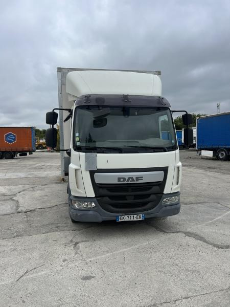 DAF LF 210 - Kamion sandučar: slika DAF LF 210 - Kamion sandučar DAF LF 210 - Kamion sandučar: slika DAF LF 210 - Kamion sandučar
