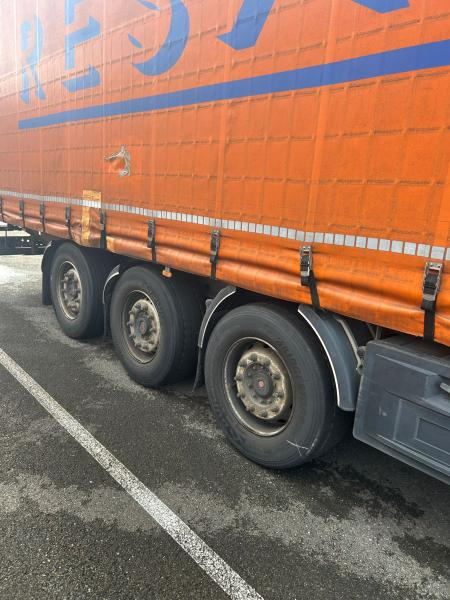 Fliegl - Poluprikolica s ceradom: slika Fliegl - Poluprikolica s ceradom Fliegl - Poluprikolica s ceradom: slika Fliegl - Poluprikolica s ceradom