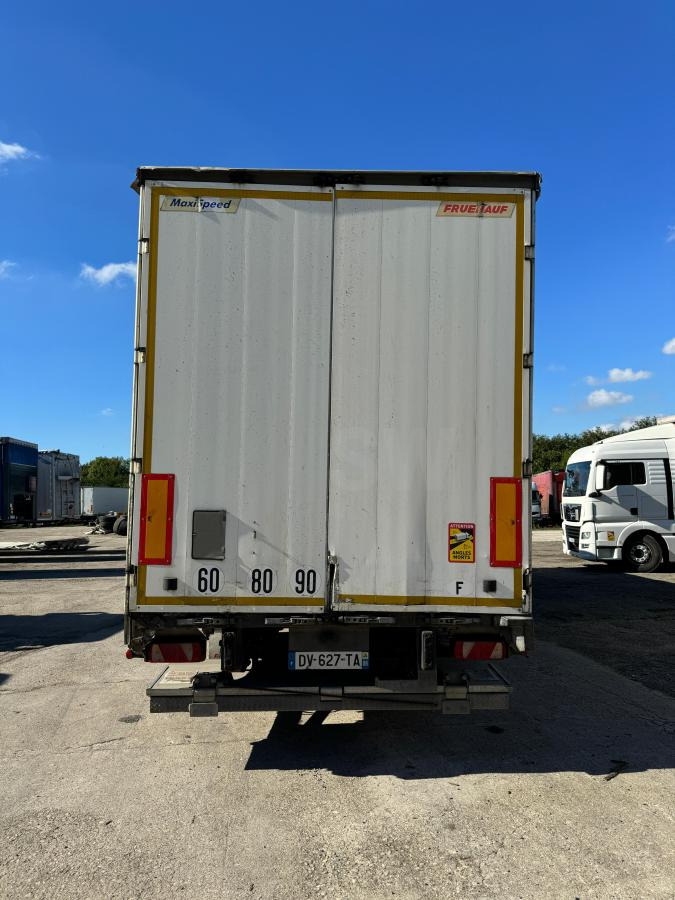 Fruehauf - Poluprikolica s ceradom: slika Fruehauf - Poluprikolica s ceradom Fruehauf - Poluprikolica s ceradom: slika Fruehauf - Poluprikolica s ceradom