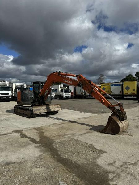 Hitachi ZX85USB-5A - Bager gusjeničar: slika Hitachi ZX85USB-5A - Bager gusjeničar Hitachi ZX85USB-5A - Bager gusjeničar: slika Hitachi ZX85USB-5A - Bager gusjeničar