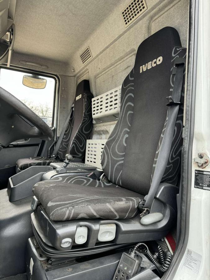 Iveco Eurocargo 160E30 - Kamion hladnjača: slika Iveco Eurocargo 160E30 - Kamion hladnjača Iveco Eurocargo 160E30 - Kamion hladnjača: slika Iveco Eurocargo 160E30 - Kamion hladnjača